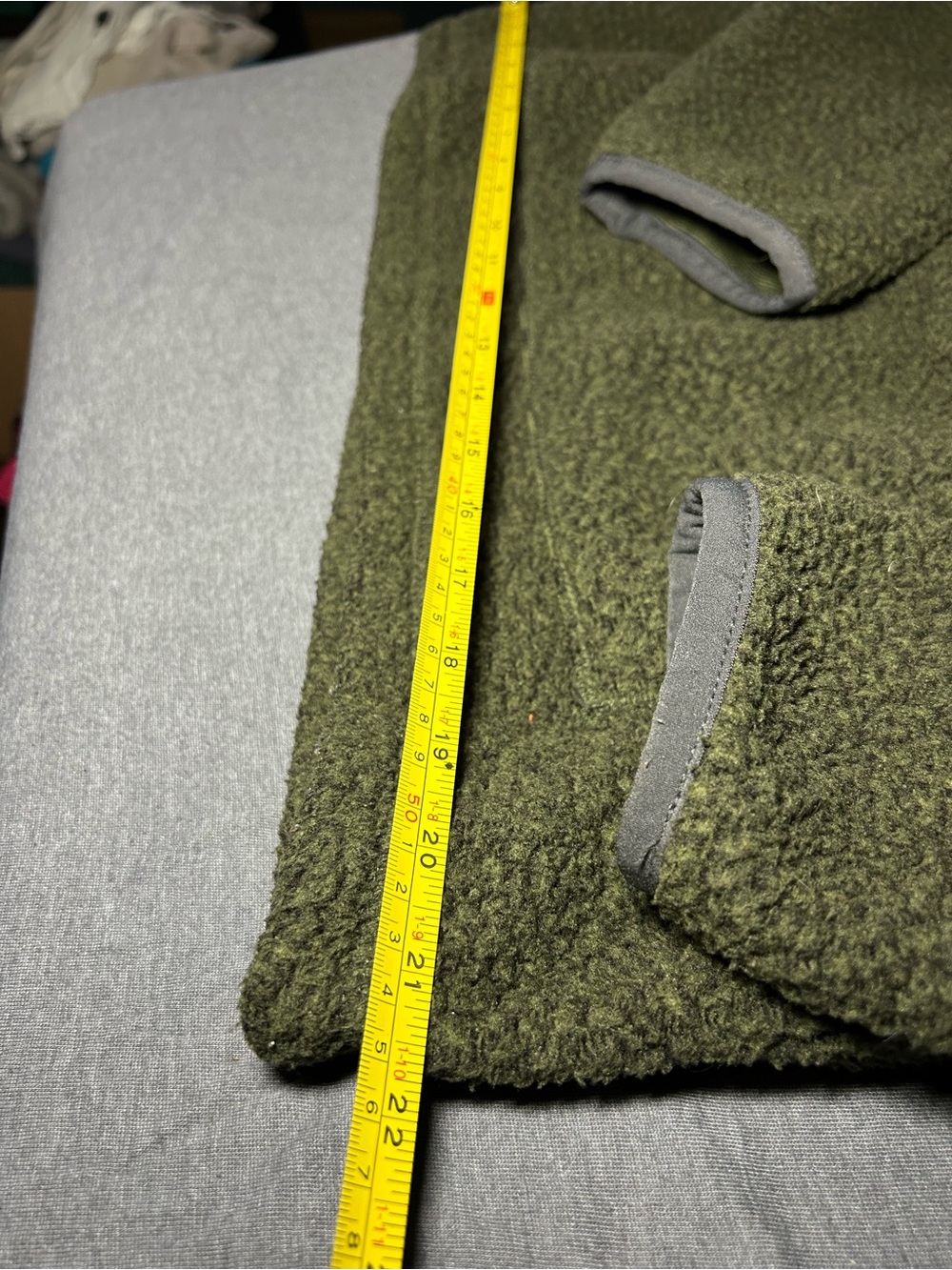 Carhartt Olive Green Sherpa Pullover with Snap Placket - Picture 4 of 7